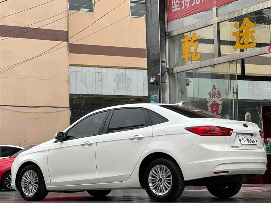 Ford Escort 2018 car image #5