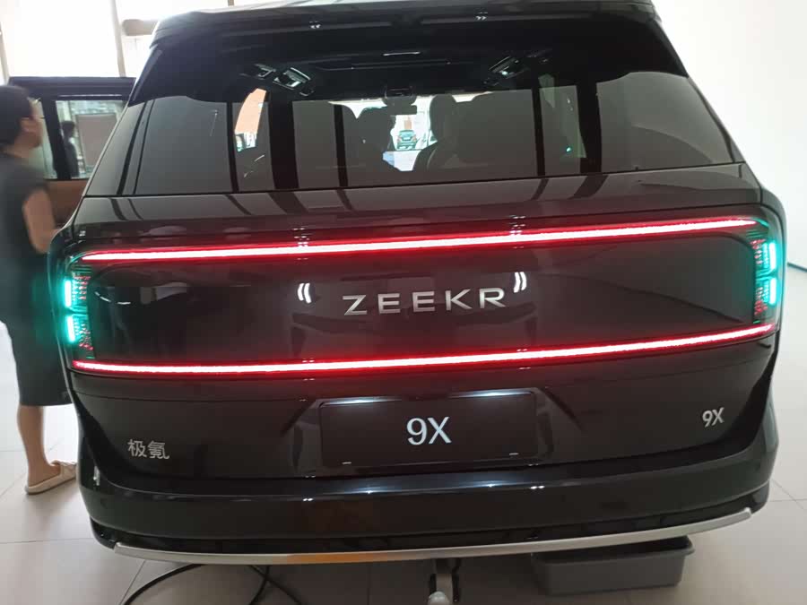 Zeekr 9X #5 Zeekr 9X car image #5