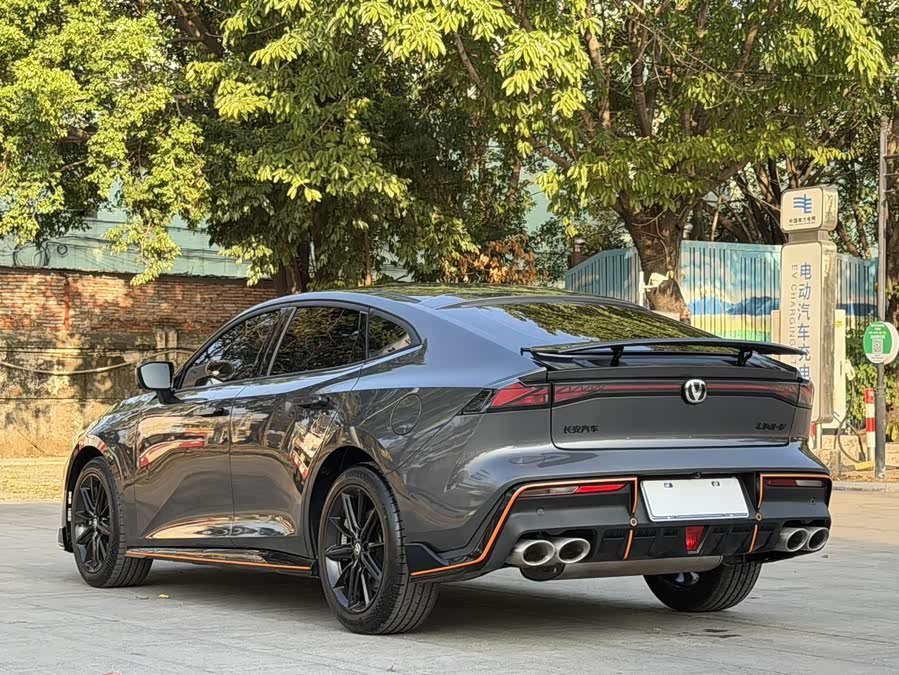 Changan UNI-V 2023 car image #5