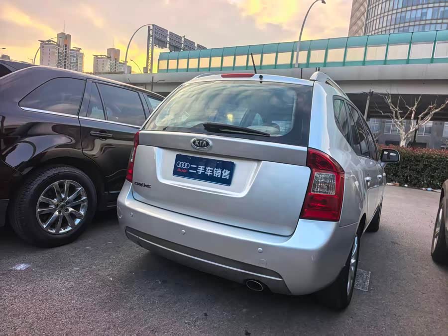 起亚 佳乐 2011 汽车图片 #5