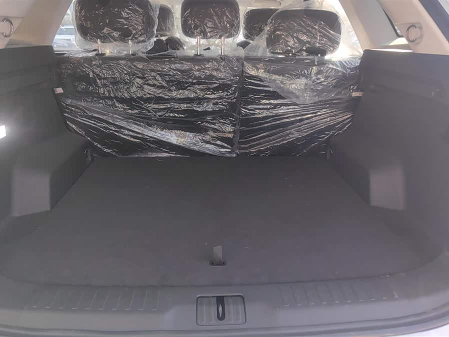 Chery Exploration 06 C-DM 2025 car image #5