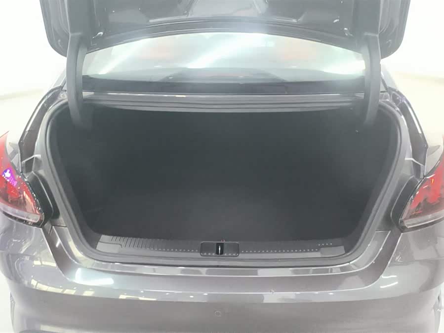 MG 5 2022 car image #5