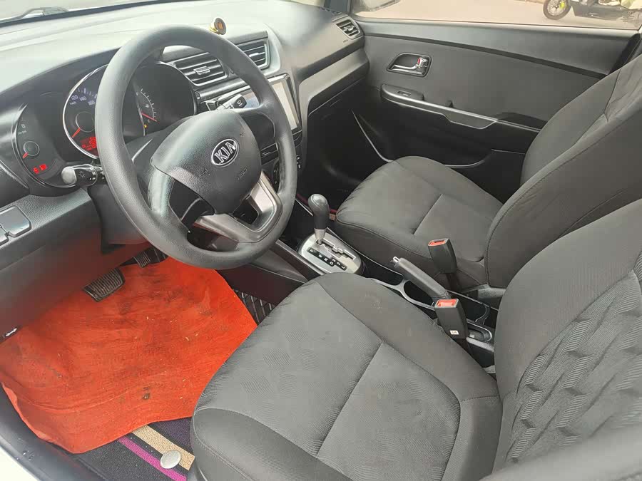 起亚 起亚K2 2013 汽车图片 #5