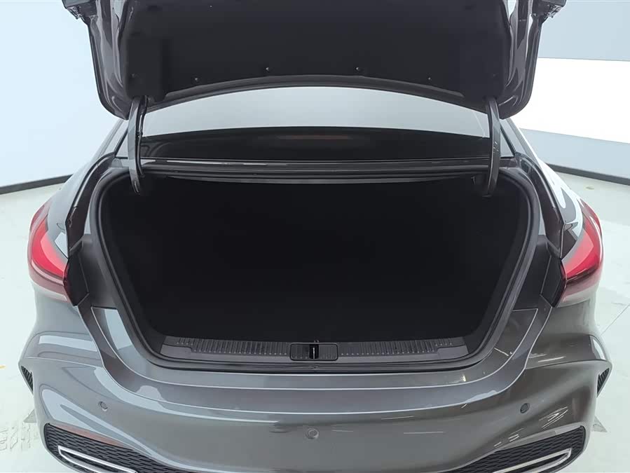 MG 5 2025 car image #5