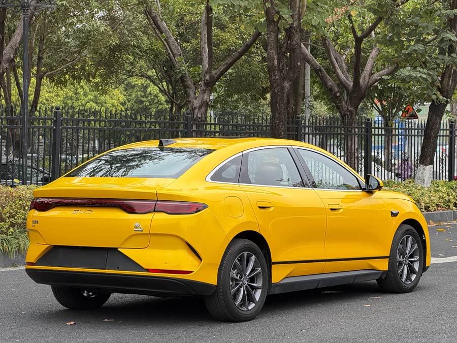 BYD Qin L 2025 car image #5