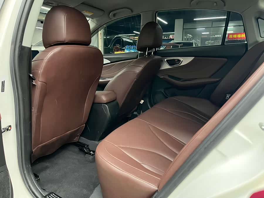 Soueast A5 Wing Dance 2019 #5 Soueast A5 Wing Dance 2019 car image #5