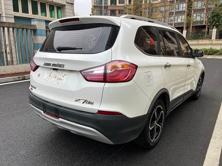 SWM斯威汽车 SWM斯威X7 2016 汽车图片 #5