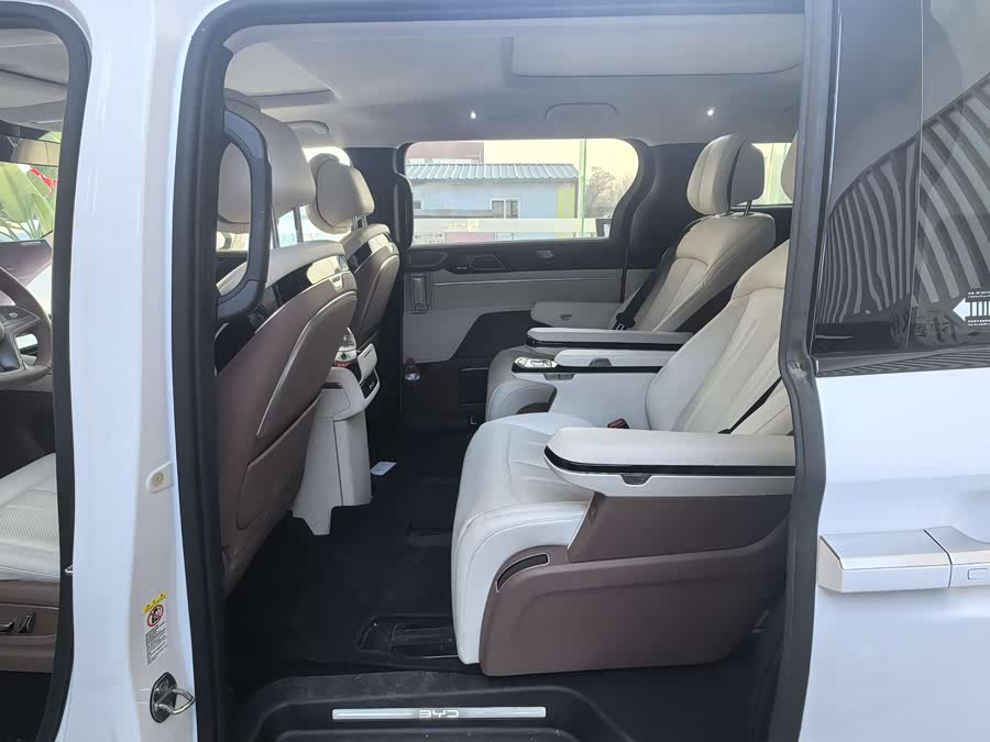 BYD Xia 2024 imagen de coche #5