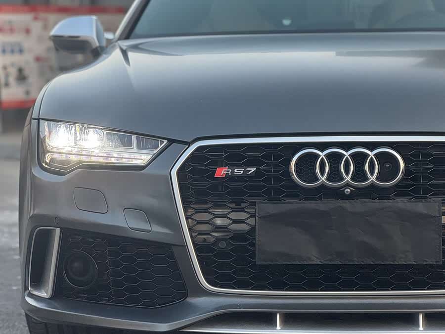 Audi RS 7 2021 car image #5