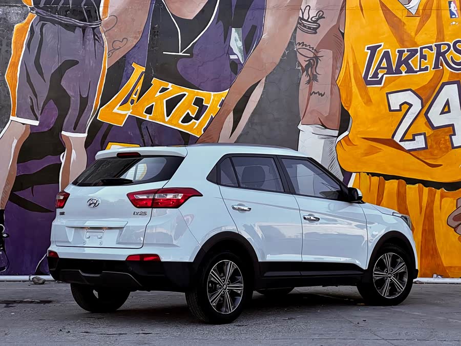 Hyundai ix25 2015 #5 Hyundai ix25 2015 car image #5