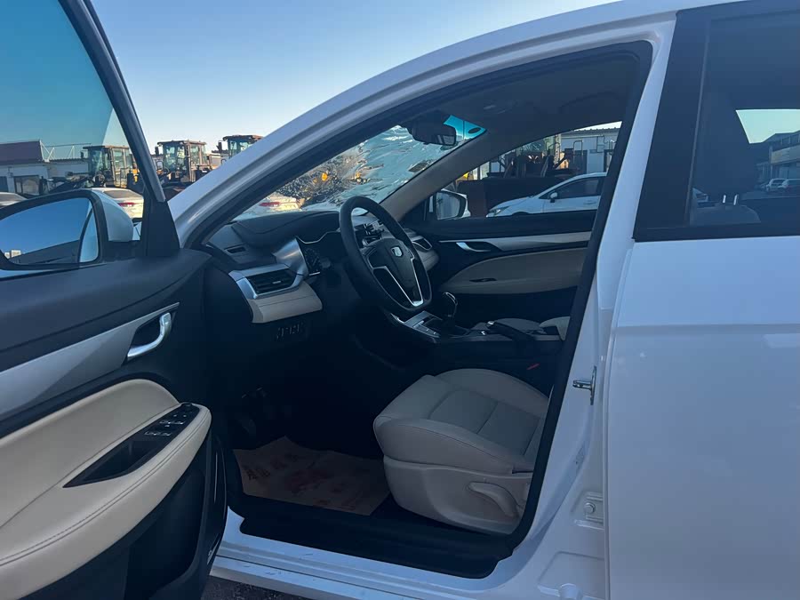 GEELY Emgrand 2018 #5 GEELY Emgrand 2018 car image #5