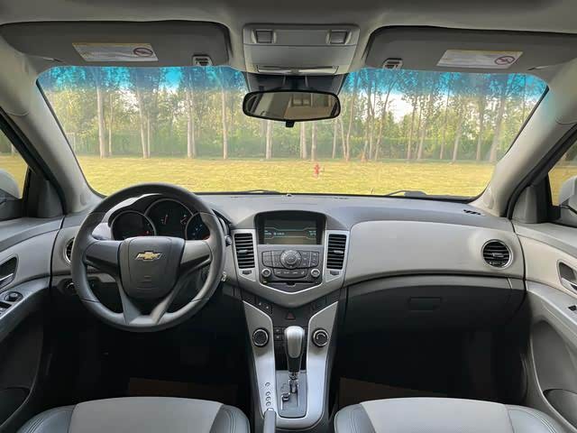 Chevrolet Cruze 2012 #5 Chevrolet Cruze 2012 car image #5