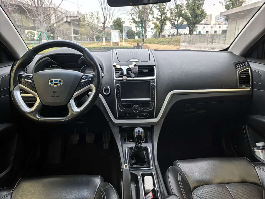 GEELY Emgrand 2016 car image #5