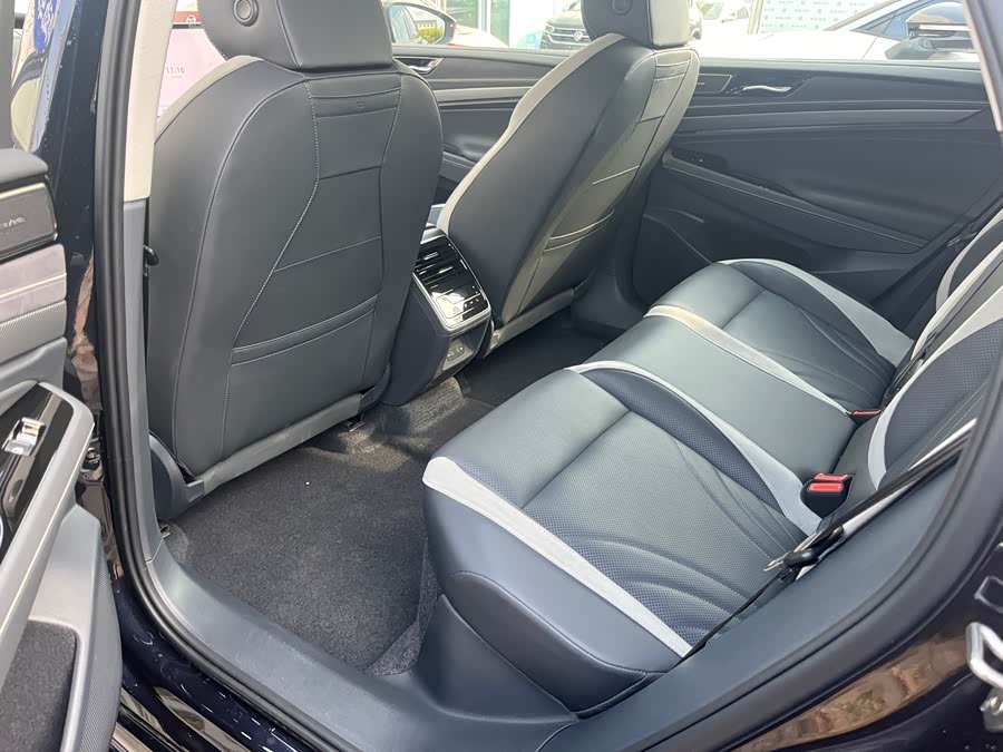 Volkswagen ID.7 Vizzion 2024 immagine di auto #5