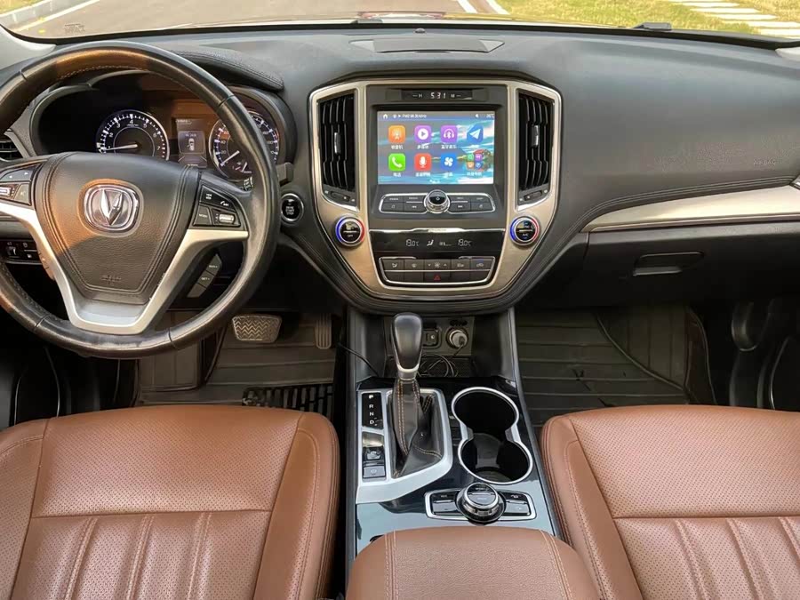 Changan CS95 2018 car image #5