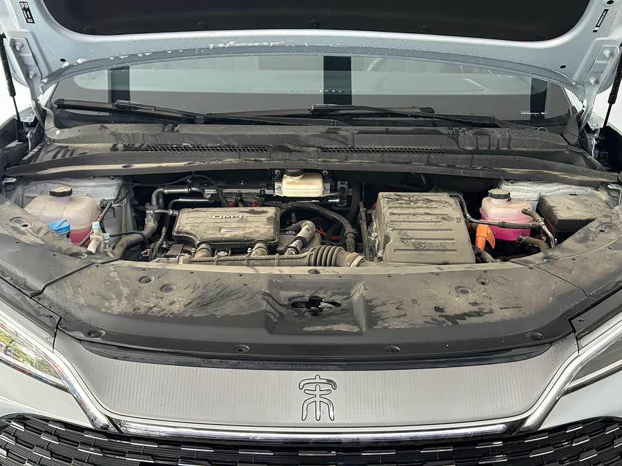 BYD SongL DM-i 2025 صورة سيارة #5