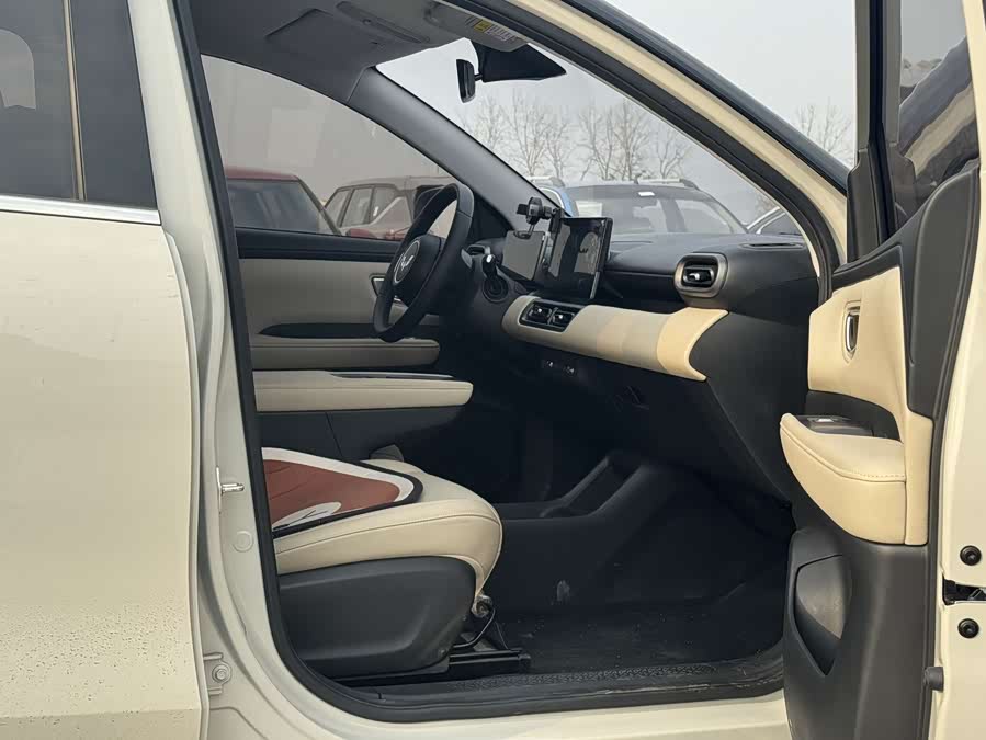 Wuling Binguo PLUS 2024 immagine di auto #5