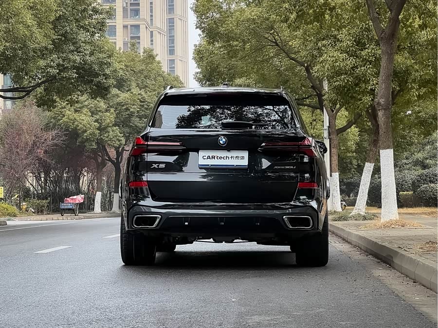 BMW X5 2025 صورة سيارة #5