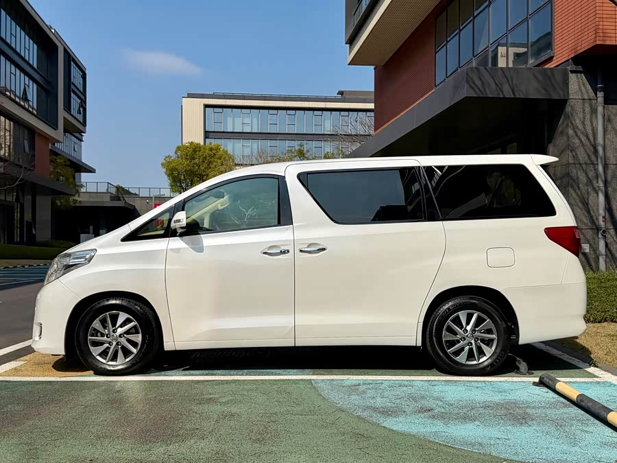 Toyota Alphard 2014 immagine di auto #5