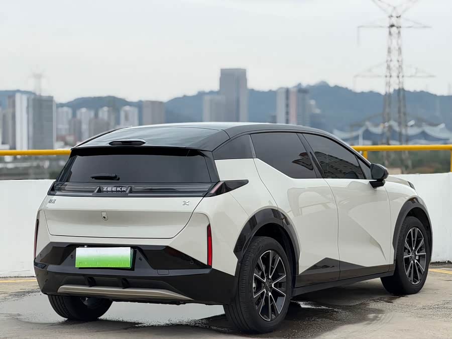 Zeekr X 2024 car image #5