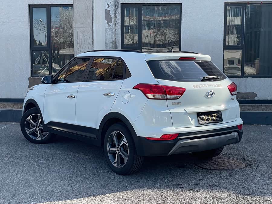 Hyundai ix25 2017 car image #5