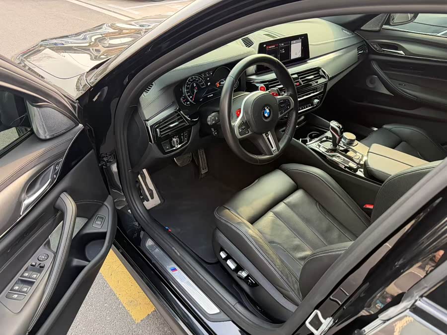 BMW M5 2018 #5 BMW M5 2018 car image #5