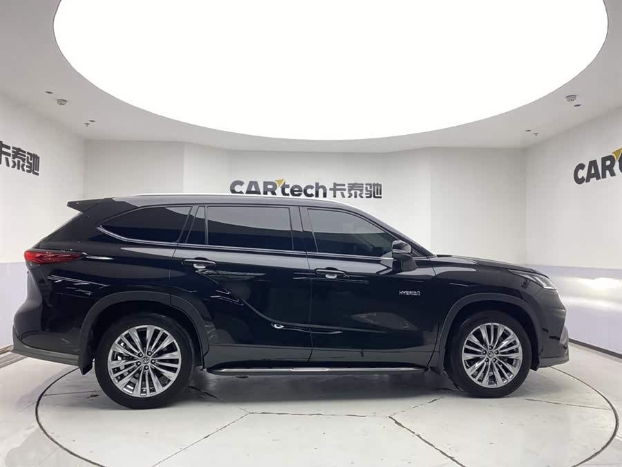 Toyota Highlander 2022 car image #5