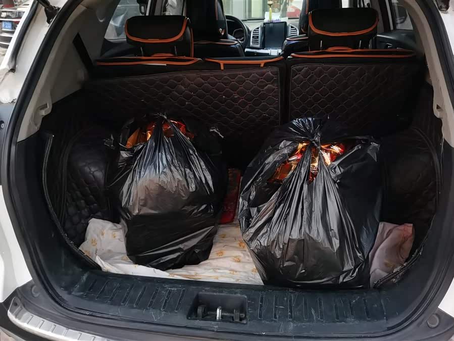 JAC 2015 #5 JAC 2015 car image #5