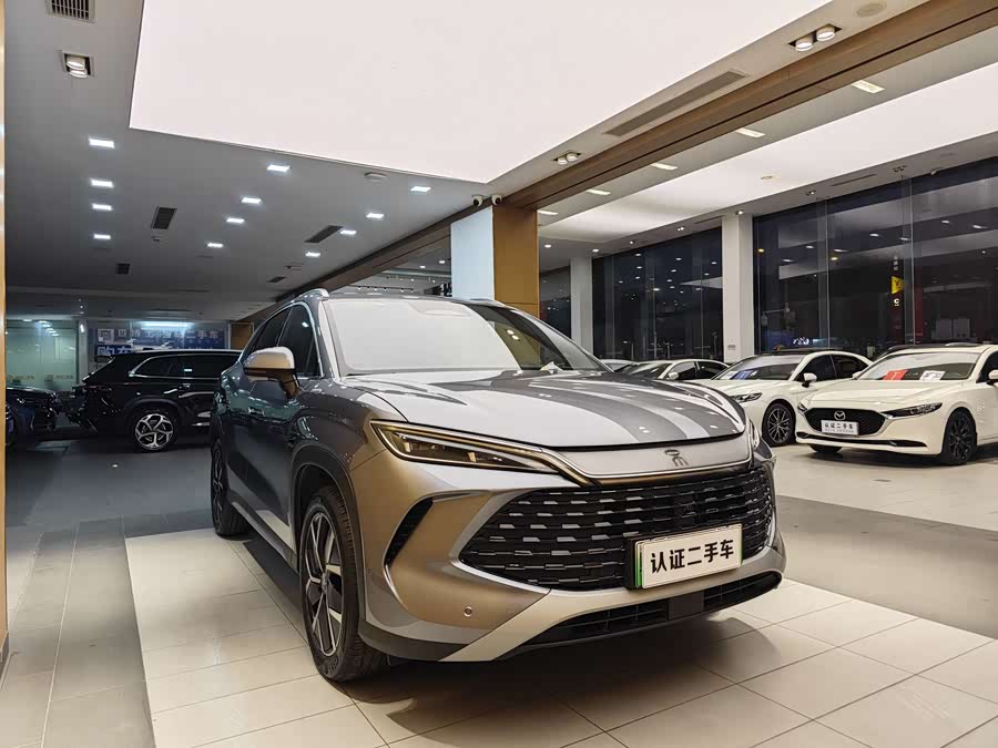 BYD SongL DM-i 2025 #5 BYD SongL DM-i 2025 car image #5