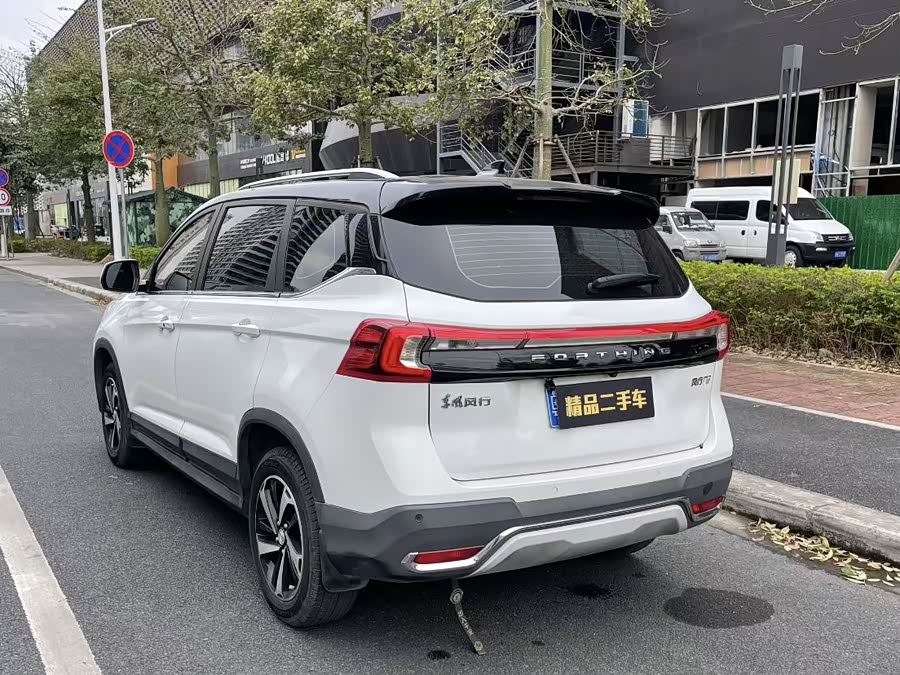 Forthing T5 2020 imagem de carro #5