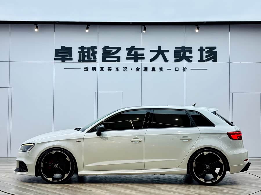 Audi A3 2019 car image #5