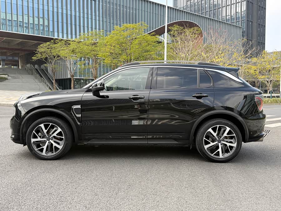 Lynk & Co 01 EM-P 2020 #5 Lynk & Co 01 EM-P 2020 immagine di auto #5