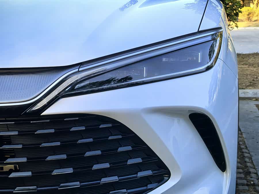 BYD SongL DM-i 2025 #5 BYD SongL DM-i 2025 car image #5