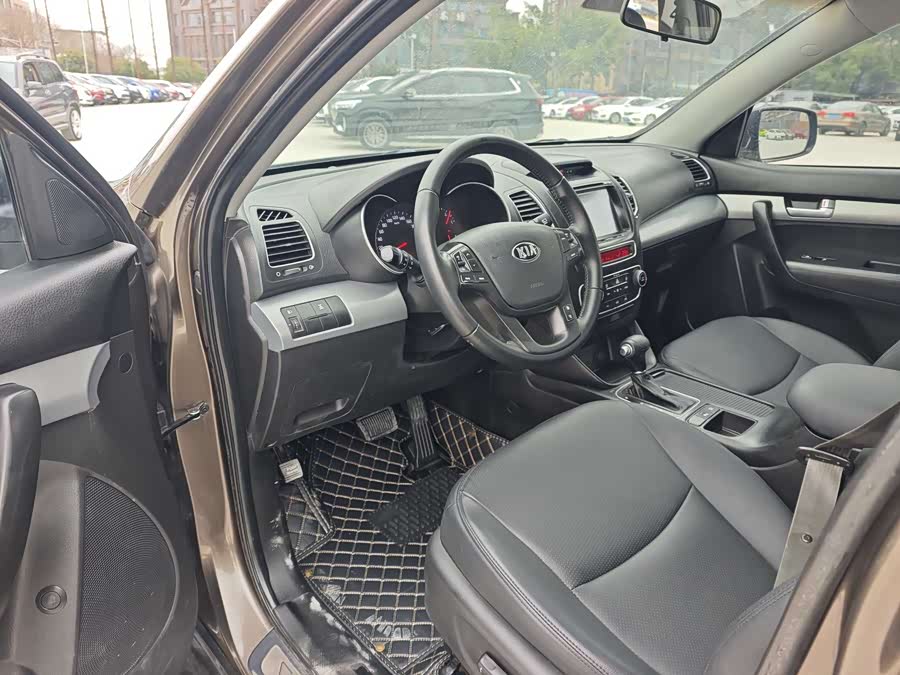 Kia Sorento 2013 car image #5