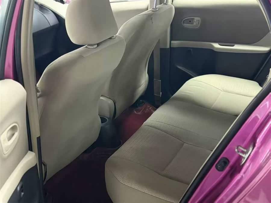 Toyota Yaris 2013 imagem de carro #5