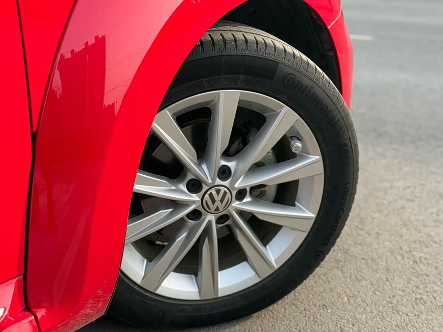 Volkswagen Beetle 2017 изображение автомобиля #5