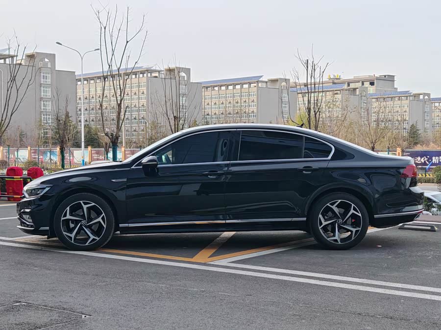 Volkswagen Magotan 2023 #5 Volkswagen Magotan 2023 car image #5