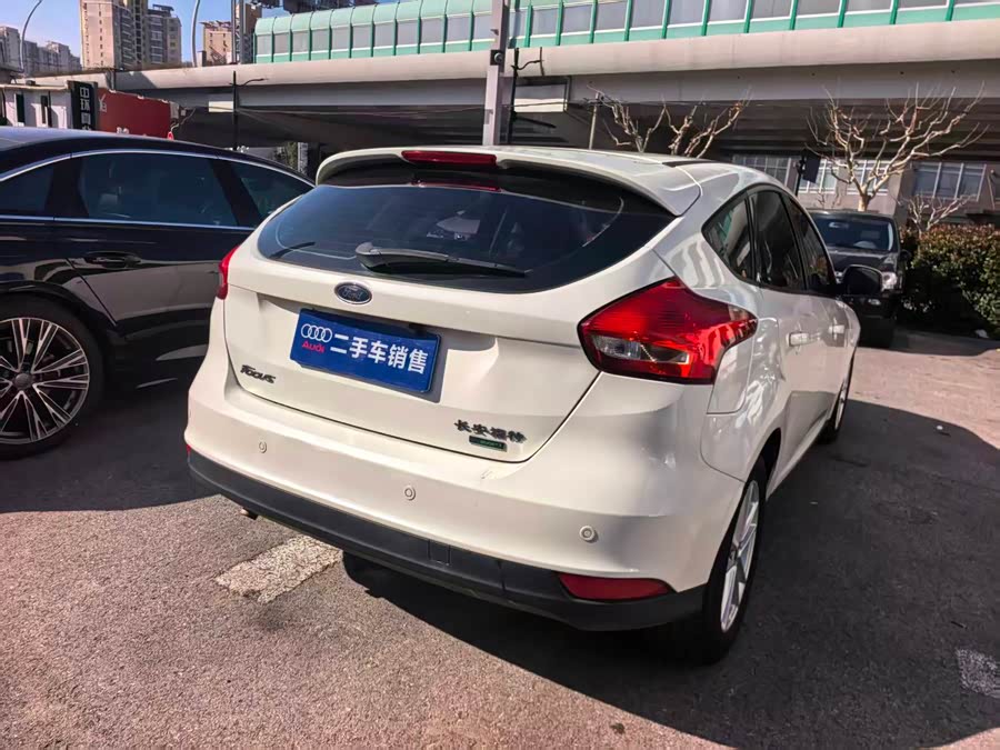 Ford Focus 2016 car image #5