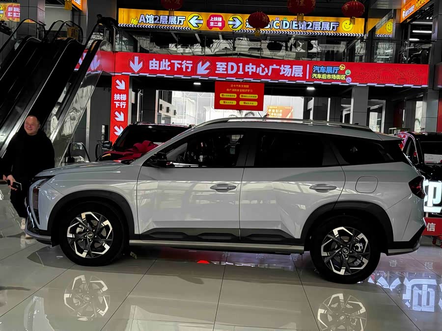 Hyundai ix35 2024 car image #5