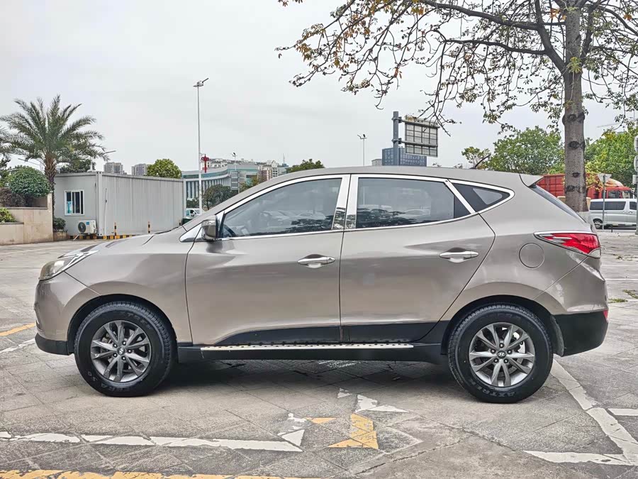 Hyundai ix35 2013 car image #5