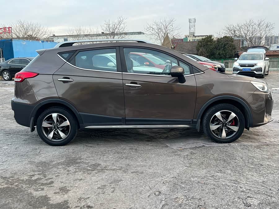 JAC 2017 #5 JAC 2017 car image #5