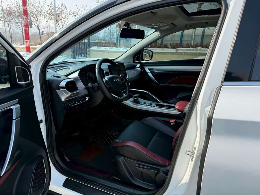 GEELY Coolray 2021 #5 GEELY Coolray 2021 car image #5