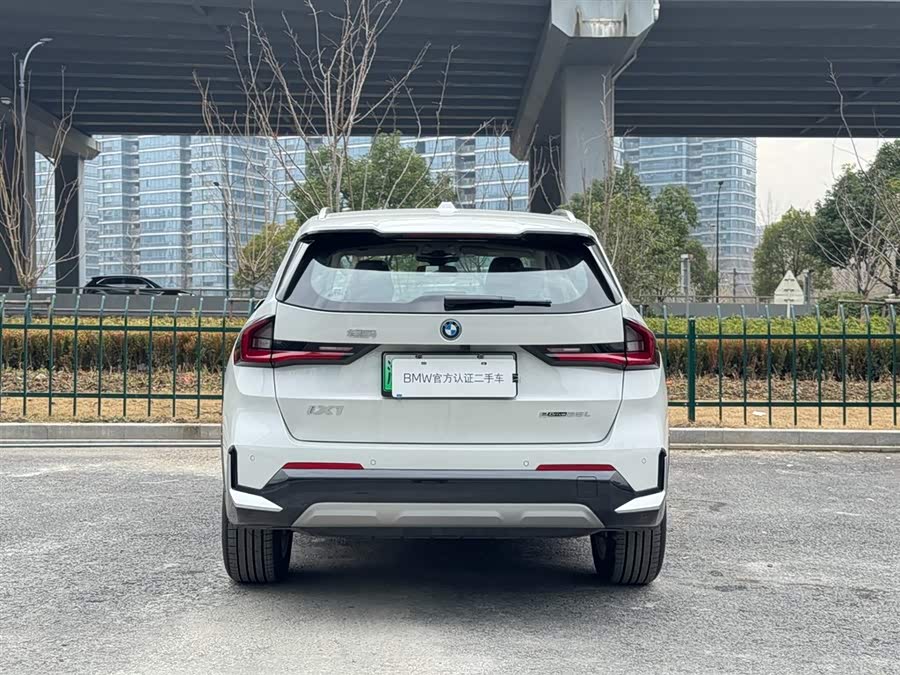 BMW iX1 2025 imagem de carro #5