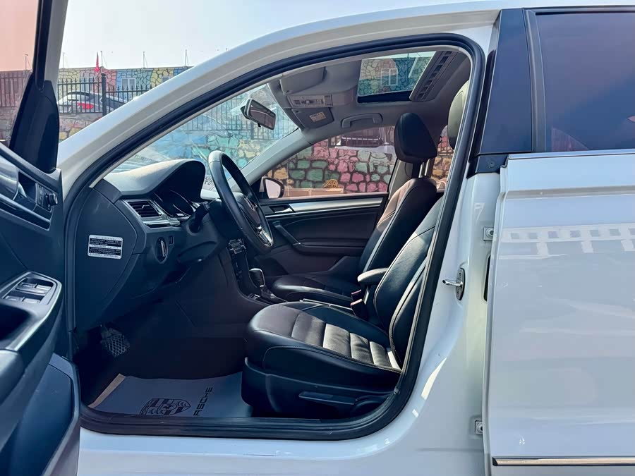 Volkswagen Bora 2016 immagine di auto #5