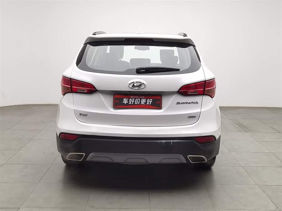 Hyundai Santa Fe 2016 car image #5