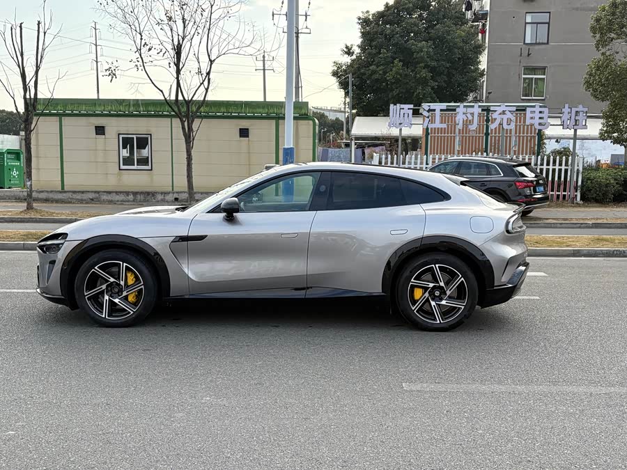 MI YU7 2025 image de voiture #5