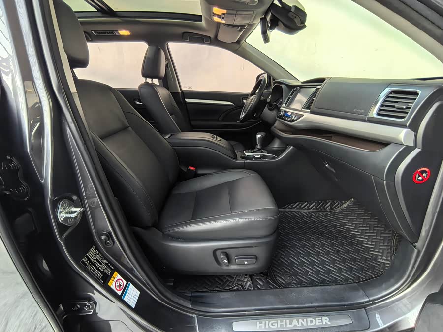 Toyota Highlander 2018 #5 Toyota Highlander 2018 car image #5