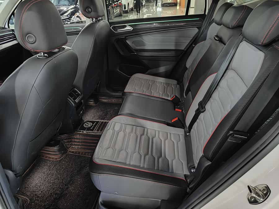 Volkswagen Tiguan L New Energy 2022 изображение автомобиля #5