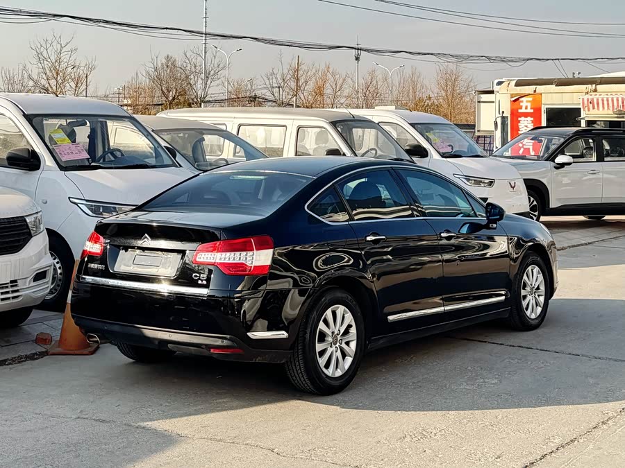 Citroen C5 2010 immagine di auto #5