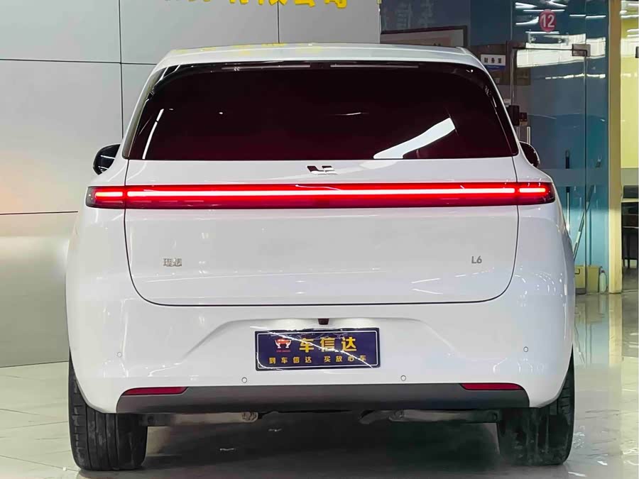 Li L6 2024 imagen de coche #5